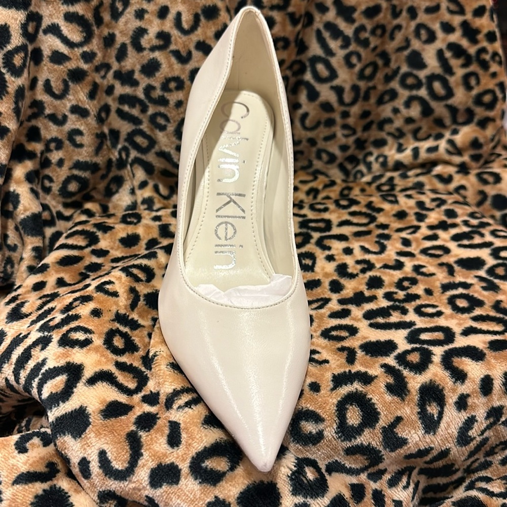 NWT Calvin Klein Ivory Heels